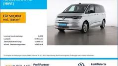 Reflexsilber Gebraucht 2024 VW T7 Life Van | 48.750 € (Superpreis)