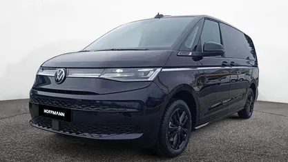 Gebraucht VW Multivan Style 150 PS (110 kW) 2025 Deep black perleffect Van