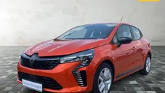 Orange Gebraucht 2024 Renault Clio V Evolution Limousine | 15.999 € (Fairer Preis)