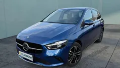Blau Gebraucht 2023 Mercedes B250e Van / Kleinbus | 34.399 € (Fairer Preis)