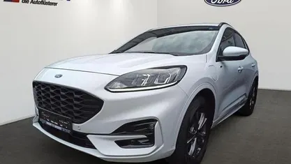 Frostweiß Gebraucht 2022 Ford Kuga ST-Line SUV | 25.980 € (Fairer Preis)