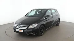 Schwarz Gebraucht 2014 Mercedes B180 Van / Kleinbus | 11.430 € (Guter Preis)