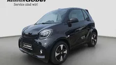 Bodypanels in black Gebraucht 2024 Smart ForTwo Electric Drive Exclusive Cabrio | 17.900 € (Fairer Preis)