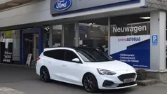 Frostweiß Gebraucht 2020 Ford Focus ST Kombi | 24.950 € (Fairer Preis)