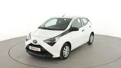 Weiß Gebraucht 2018 Toyota Aygo Kleinwagen | 8.710 € (Fairer Preis)