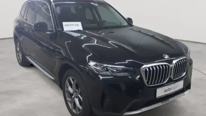 Gebraucht BMW X3 Sport Line 190 PS (139 kW) 2022 Schwarz uni SUV