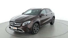 Braun Gebraucht 2017 Mercedes GLA250 Urban SUV | 22.790 € (Fairer Preis)