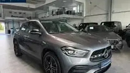 Gebraucht Mercedes GLA250 AMG 224 PS (164 kW) 2022 Grau SUV