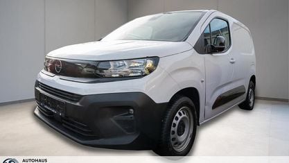 Gebraucht Opel Combo Basis 102 PS (75 kW) 2024 Weiss Van / Kleinbus