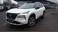 Schwarz pearl white/black Gebraucht 2022 Nissan X-Trail Tekna+ SUV | 39.940 € (Fairer Preis)