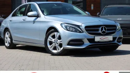 Gebraucht Mercedes C220 Avantgarde 170 PS (125 kW) 2015 Silber Limousine