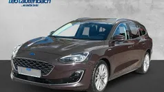 Dark berry metallic Gebraucht 2018 Ford Focus Vignale Limousine | 17.500 € (Fairer Preis)