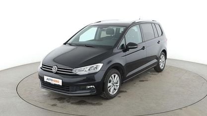 Gebraucht VW Touran Active 150 PS (110 kW) 2021 Schwarz Van / Kleinbus