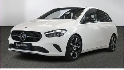 Weiß Gebraucht 2024 Mercedes B200 Progressive Van / Kleinbus | 30.980 € (Fairer Preis)