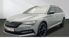Grau Gebraucht 2022 Skoda Superb SportLine Kombi | 30.480 € (Guter Preis)