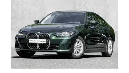 Gebraucht BMW 430 Sport Line 245 PS (180 kW) 2023 Grün Coupé