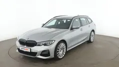 Grau Gebraucht 2021 BMW 320 Kombi | 26.990 € (Fairer Preis)