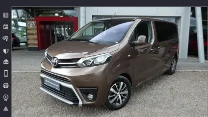 Gebraucht Toyota Proace Verso 177 PS (130 kW) 2023 Grau Kombi