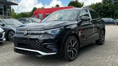 Grenadillschwarz meta.../schwarz Neu 2025 VW Tiguan R-line SUV | 47.730 € (Fairer Preis)