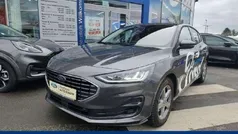 Grau Gebraucht 2023 Ford Focus Titanium X Kleinwagen | 20.790 € (Guter Preis)