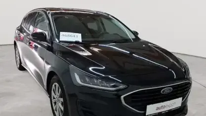 Gebraucht Ford Focus Cool & Connect 120 PS (88 kW) 2023 Agate black metallic Limousine