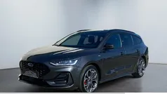Grau Gebraucht 2022 Ford Focus ST-Line Kombi | 19.887 € (Fairer Preis)