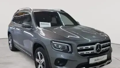 Gebraucht Mercedes GLB200 Progressive 163 PS (119 kW) 2023 Mountaingrau metallic SUV