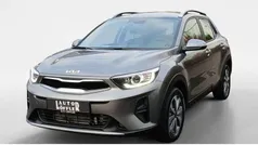 Astrograu Neu 2024 Kia Stonic Vision SUV | 18.906 € (Superpreis)
