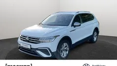 Gebraucht 2024 VW Tiguan Allspace Life SUV | 33.488 € (Superpreis)