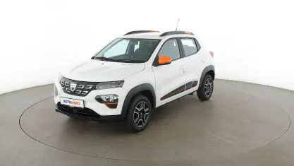 Gebraucht Dacia Spring Comfort Plus 33 kW (45 PS) 2022 Weiß Kleinwagen