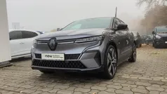 Gebraucht 2023 Renault Mégane Iconic Limousine | 33.980 € (Fairer Preis)