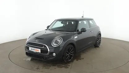 Grau Gebraucht 2018 Mini Cooper S Kleinwagen | 20.370 € (Guter Preis)