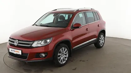 Rot Gebraucht 2015 VW Tiguan Sportline SUV | 17.390 € (Fairer Preis)