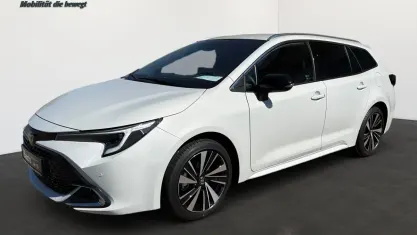 Gebraucht Toyota Corolla 141 PS (103 kW) 2025 Hellgrau Kombi
