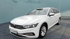 Weiß Gebraucht 2022 VW Passat Kombi | 22.399 € (Fairer Preis)