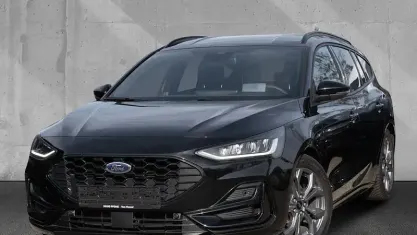 Gebraucht Ford Focus ST-Line X 116 PS (85 kW) 2024 Schwarz Kombi