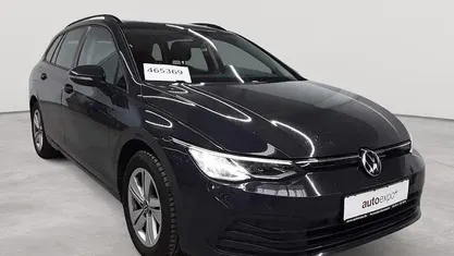 Gebraucht VW Golf VIII Life 116 PS (85 kW) 2022 Uranograu Kombi