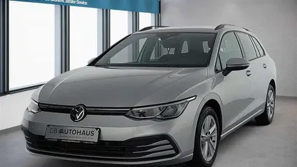 Gebraucht VW Golf VIII Life 110 PS (80 kW) 2024 Silber Kombi