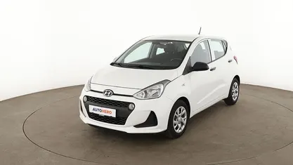 Gebraucht Hyundai i10 Select 67 PS (49 kW) 2019 Weiß Kleinwagen