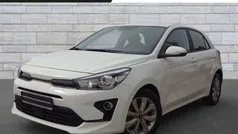 (ud) schneeweiss Gebraucht 2022 Kia Rio Vision Limousine | 13.490 € (Fairer Preis)