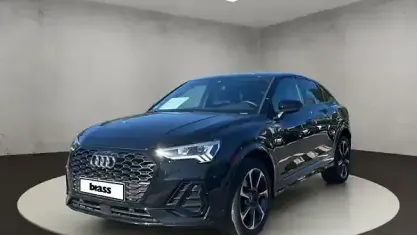 Gebraucht Audi Q3 Sportback S-Line 150 PS (110 kW) 2023 Mythosschwarz metallic SUV