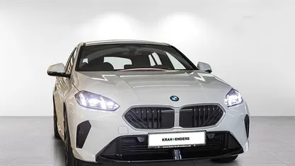 Weiß Neu 2025 BMW 120 M Sport Kleinwagen | 38.200 € (Fairer Preis)