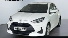 Schneeweiß Gebraucht 2023 Toyota Yaris Comfort Kleinwagen | 13.680 € (Superpreis)