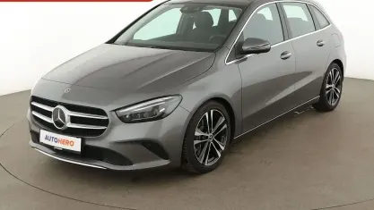 Gebraucht Mercedes B180 Progressive 136 PS (100 kW) 2019 Grau Kleinwagen