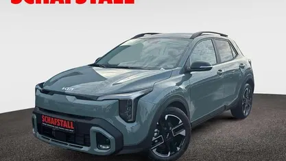 Gruen (adventure green metallic) Neu 2026 Kia Stonic GT-Line SUV | 27.479 € (Fairer Preis)