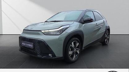 Gebraucht Toyota Aygo X 116 PS (85 kW) 2025 6x3)/ black mica (209) (gruen SUV
