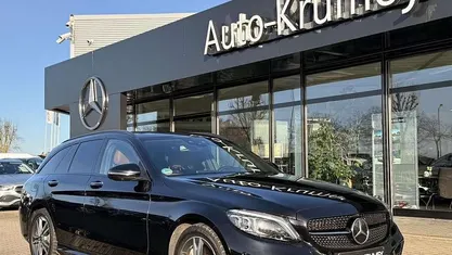 Schwarz Gebraucht 2019 Mercedes C400 AMG Kombi | 30.490 € (Fairer Preis)