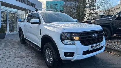 Frostweiß Gebraucht 2024 Ford Ranger XLT Abholung | 34.990 € (Fairer Preis)