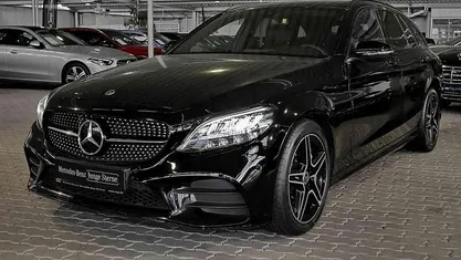 Unilack schwarz Gebraucht 2020 Mercedes C220 AMG Kombi | 24.890 € (Fairer Preis)