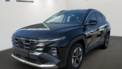 Gebraucht Hyundai Tucson Trend 218 PS (160 kW) 2024 Ecotronic grey SUV